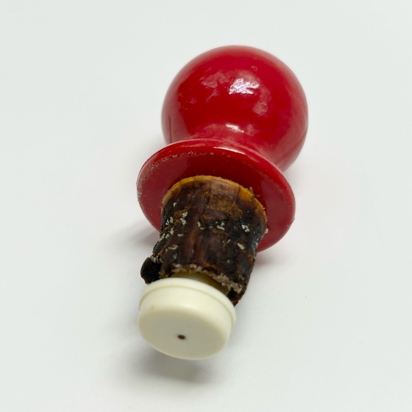 🍓🍨🛁Avon - Bubble Bath Milk Glass Empty Bottle “Strawberries And Cream” - Picture 14 of 16